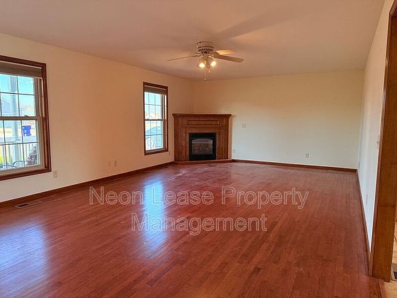 3rd image of 20419 Spangler Dr