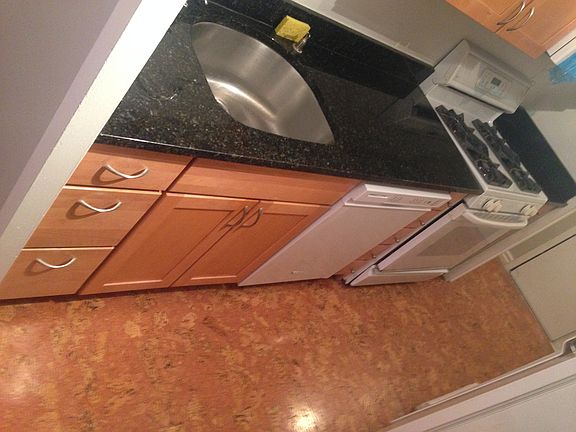 4th image of 3950 N Lake Shore Dr APT 309