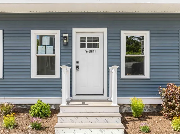 16 Hillside St #1, Maynard, MA 01754