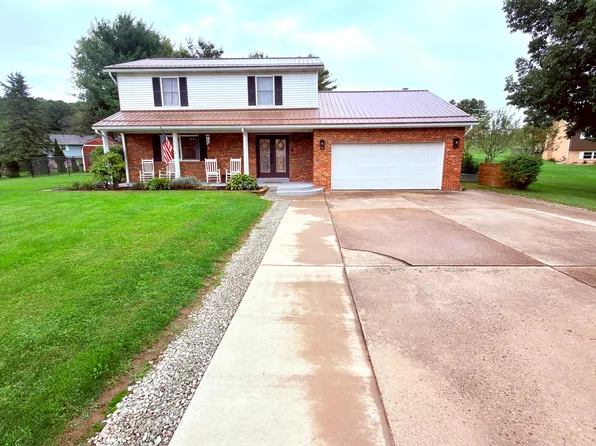 307 Virginia Cir, Uniontown, PA 15401