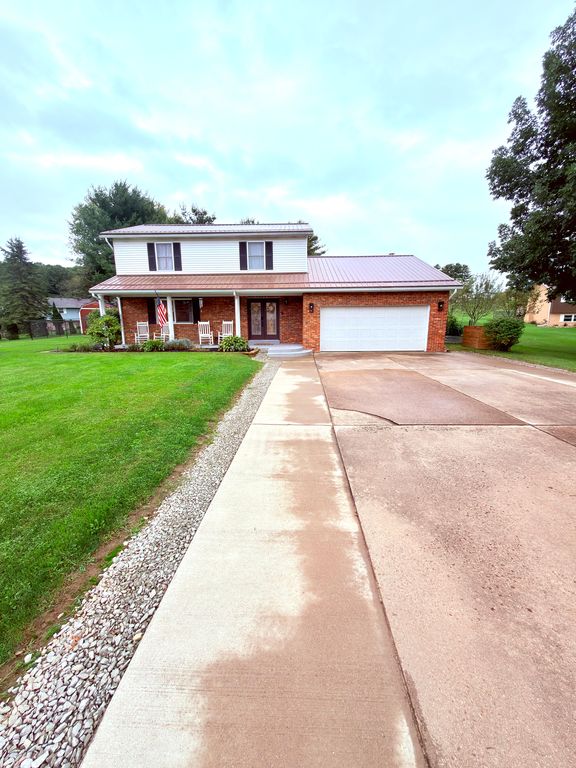 307 Virginia Cir - Property Image