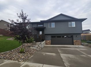 814 Haakon St, Rapid City, SD 57703