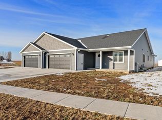 630 Melody Ln, Valders, WI 54245