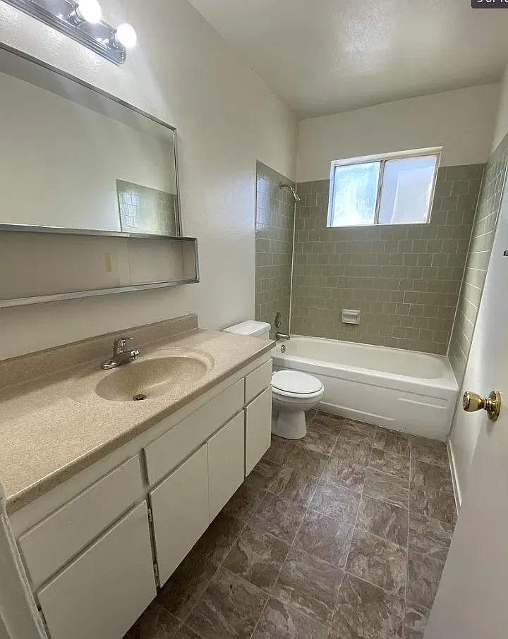 2 bed, 850 sqft, $1,125 — Photo 4