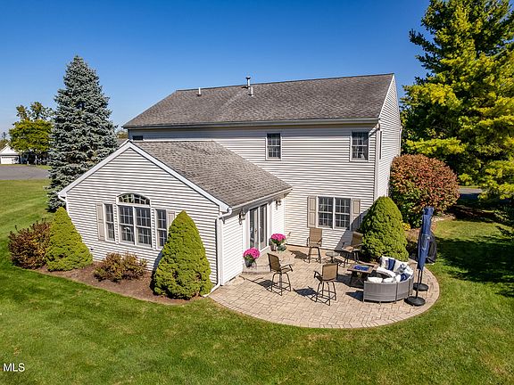 4th image of 42 Capitol Place