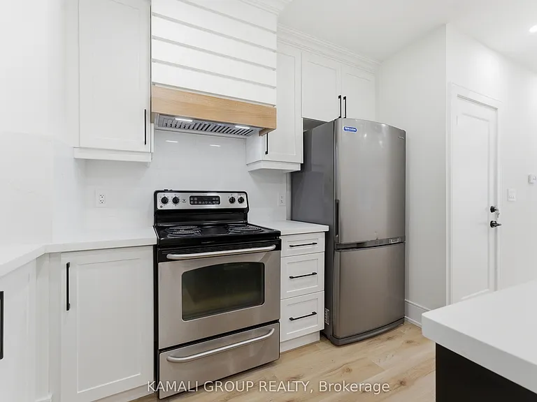 154 Wallace Ave #MAIN UPPER — Photo 8