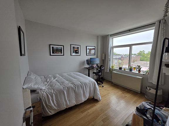 4th image of 114 Troutman St APT 507