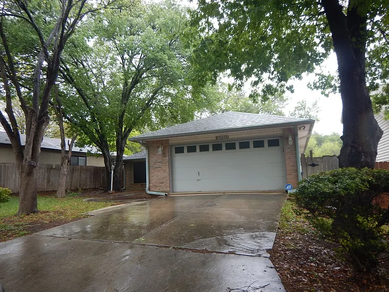 5906 Spring Xing — Photo 2