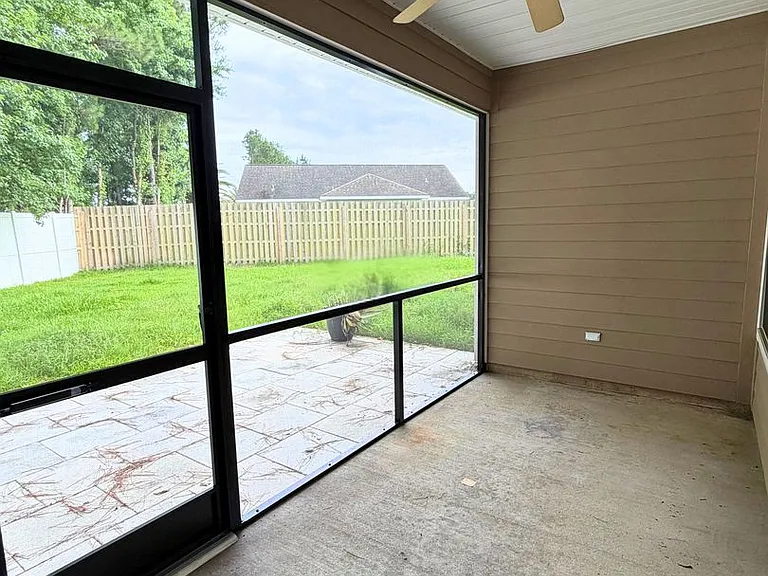 114 Paradise Ct — Photo 31
