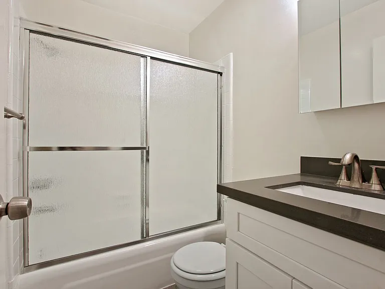 848 7th Street in Santa Monica - steps to Montana Ave! — Photo 7