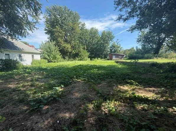 443 N 17th St, Saint Joseph, MO 64501