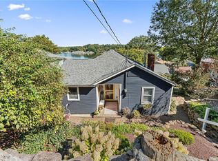 32042 Sunset Dr, Hanoverton, OH 44423