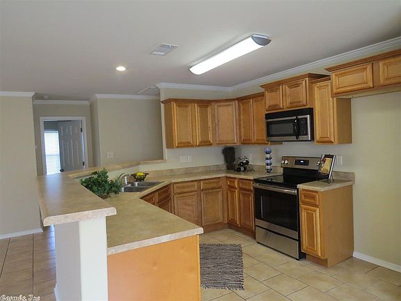 3rd image of 1021 Aster Dr