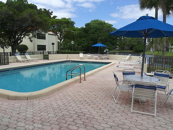 2nd image of 2309 S Cypress Bend Drive S #714c