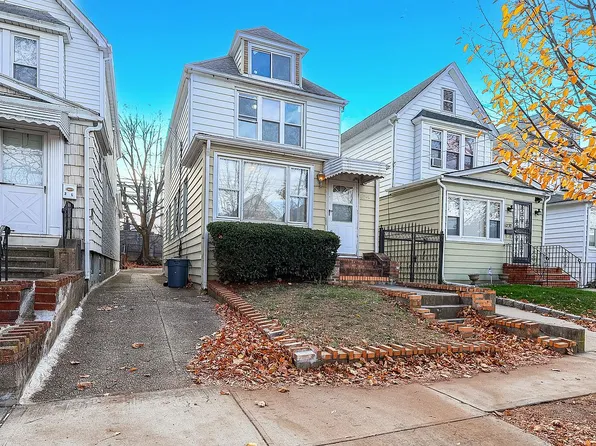 62-94 Austin St #1, Rego Park, NY 11374