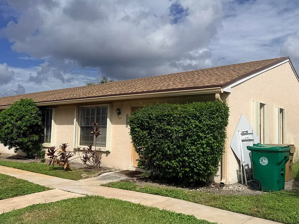 8061 SW 20th Pl #8061