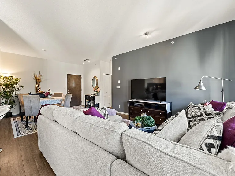 3107 Windsor Gate #412 — Photo 5