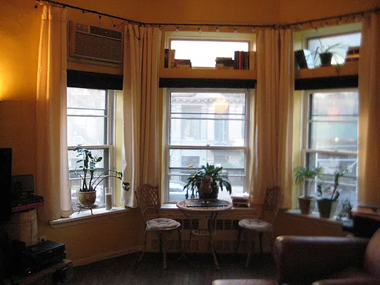 Rented by Magnone Real Estate | media 12