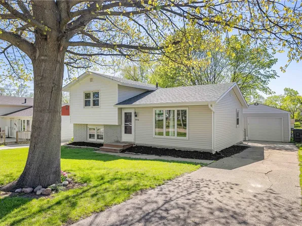 3906 SE 15th Ct, Des Moines, IA 50320
