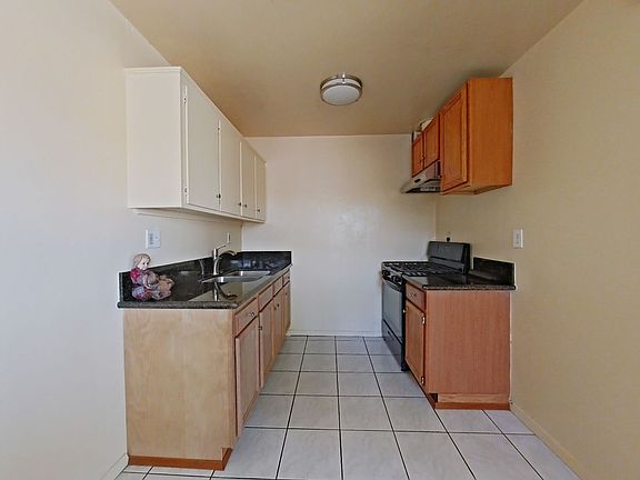 5th image of 12571 Morningside Ave APT 4