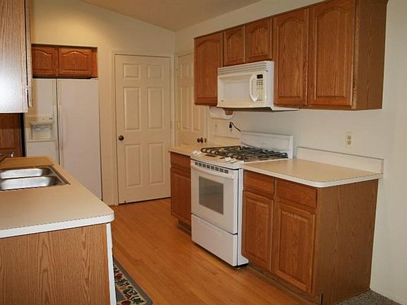 5th image of 3035 Forest Creek Ct
