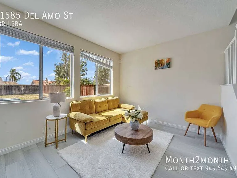 21585 Del Amo St — Photo 5