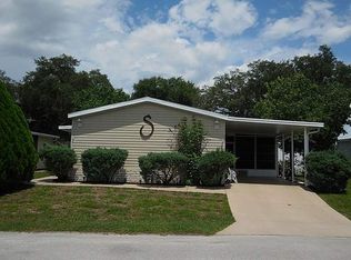 465 Petunia Dr, Fruitland Park, FL 34731