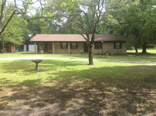 2321 Ellis Merchant Rd, Moss Point, MS 39562