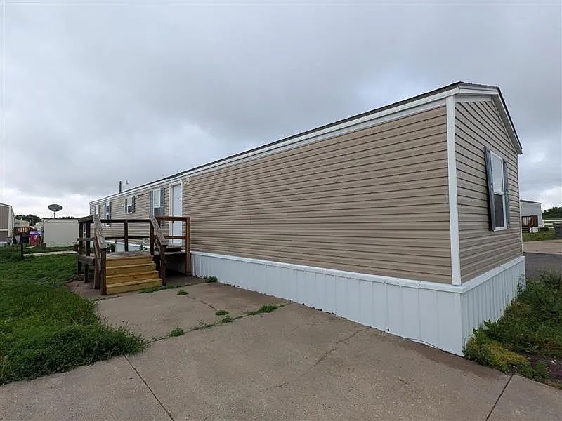 1st image of 1010 Reservation Rd #D01