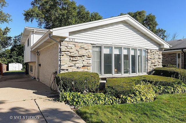 1st image of 9137 Crawford Ave