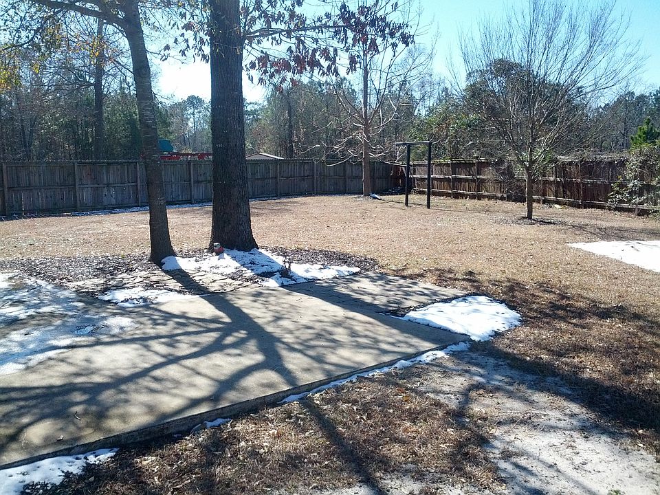 Large, private yard!