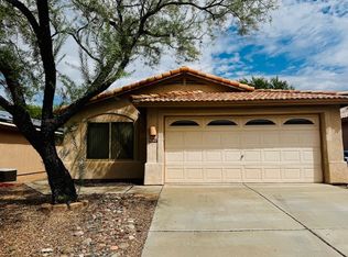 9247 E Corte Arroyo Norte, Tucson, AZ 85710