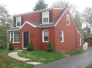 5510 Pershing Ave, Downers Grove, IL 60515