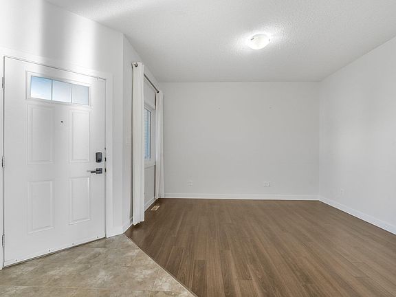 4th image of 7832 Erasmus Wynd NW