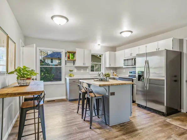 800 N Walnut St, North Manchester, IN 46962