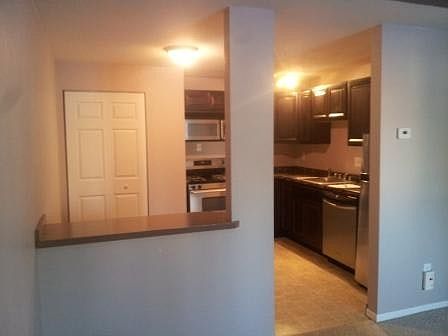 full kitchen view