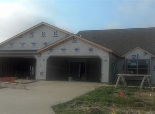 461 Kings Cross #25B, Huntington, IN 46750