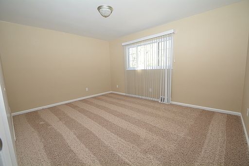 4th image of 2418 Whitewood Ln
