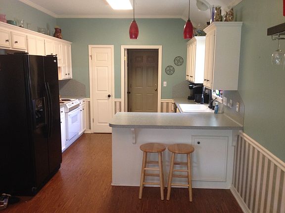 5th image of 1611 Williamsburg Dr