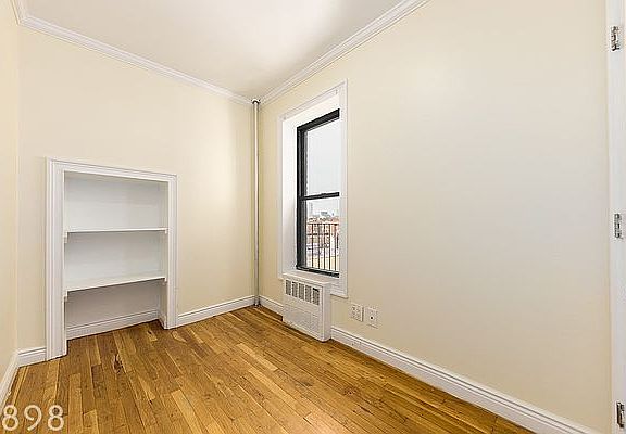 4th image of 262 Saint James Pl APT 4C