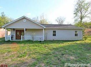 5869 Valley View Rd, Bloomsdale, MO 63627