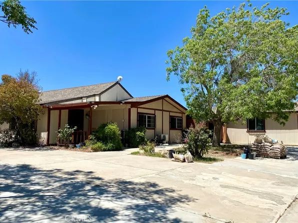 9582 Buttemere Rd, Phelan, CA 92371