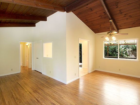3rd image of 15175 Fern Ave