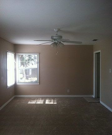 5th image of 1214 Harris St