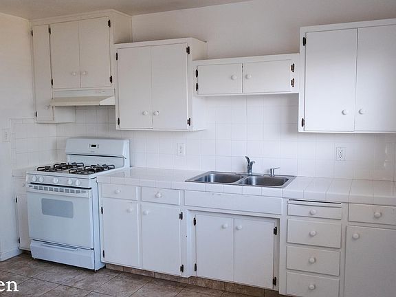5th image of 10795 Beverly Dr