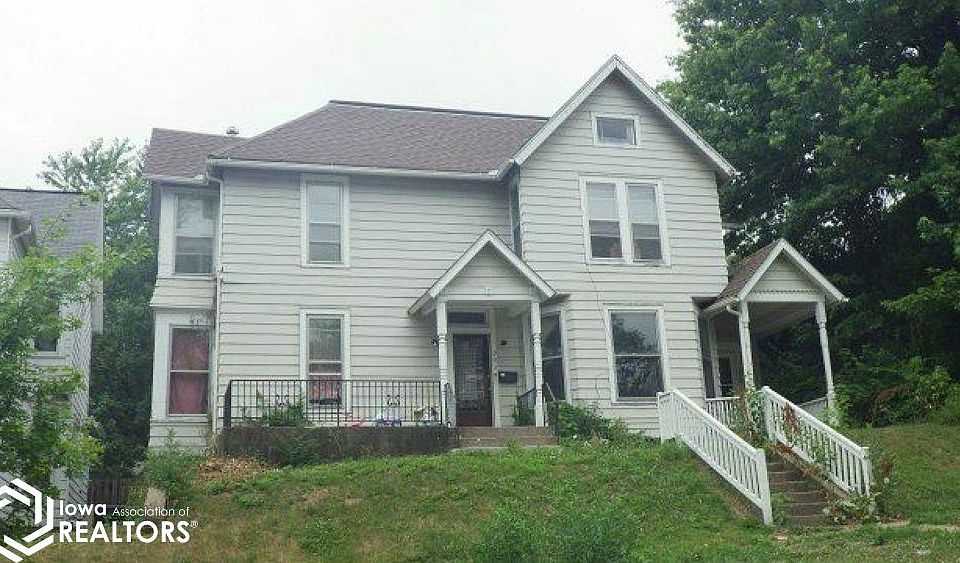 1st image of 207 Marietta St