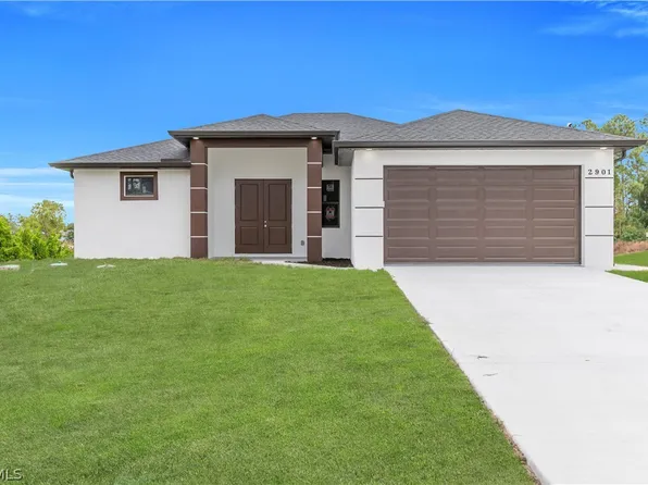 2901 Villa South Ave, Lehigh Acres, FL 33976