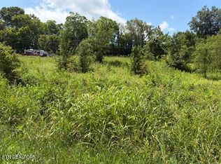 615 Green Hill Rd, Dandridge, TN 37725
