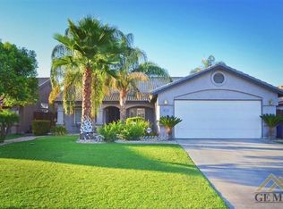 4402 Rio Viejo Dr, Bakersfield, CA 93313