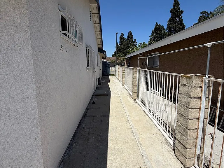 11510 Bertha St — Photo 5